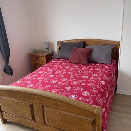 Location Appartement Proche Paris 圣吉欧梅斯 外观 照片